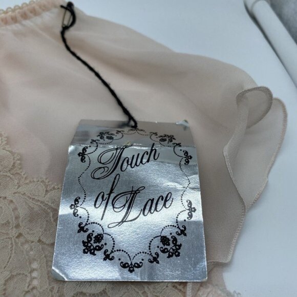 Vintage Touch Of Lace Lingerie Panties Bottoms Size Medium 6522 Made In Canada - Picture 2 of 12